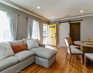 5901 Adenmoor - Photo Thumbnail 3