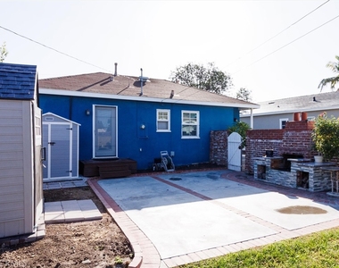 5901 Adenmoor - Photo Thumbnail 18