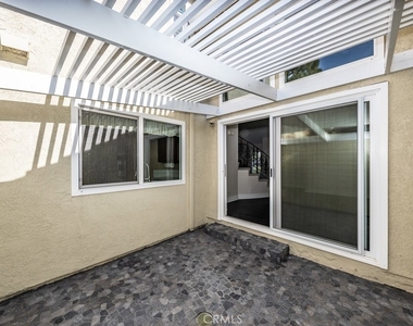 4711 E Fairfield Street - Photo Thumbnail 3