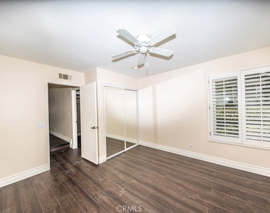 4711 E Fairfield Street - Photo Thumbnail 9