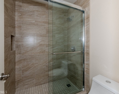 4711 E Fairfield Street - Photo Thumbnail 8