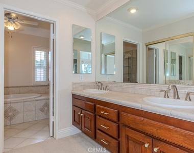 4711 E Fairfield Street - Photo Thumbnail 27