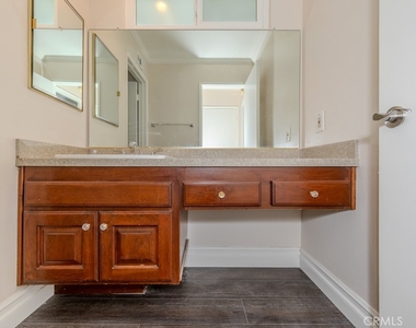 4711 E Fairfield Street - Photo Thumbnail 6