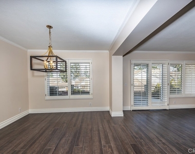 4711 E Fairfield Street - Photo Thumbnail 15