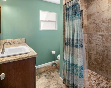 905 Grossmont Avenue - Photo Thumbnail 21