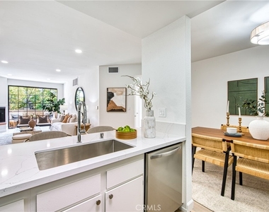 221 S Oak Knoll Avenue - Photo Thumbnail 12