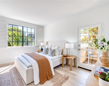 221 S Oak Knoll Avenue - Photo Thumbnail 14