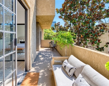 221 S Oak Knoll Avenue - Photo Thumbnail 22