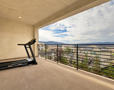 28533 Foothill Way - Photo Thumbnail 22