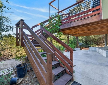 1751 Lucretia Avenue - Photo Thumbnail 33
