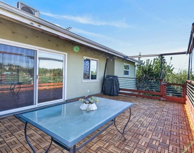 1751 Lucretia Avenue - Photo Thumbnail 29