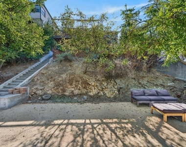 1751 Lucretia Avenue - Photo Thumbnail 38