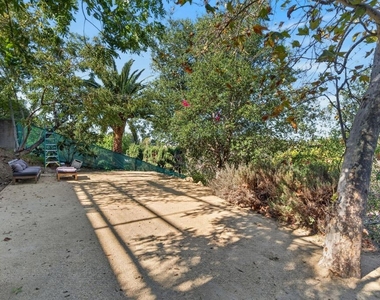 1751 Lucretia Avenue - Photo Thumbnail 37