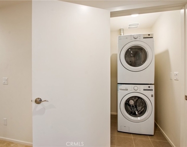 4423 Lilac Circle - Photo Thumbnail 16