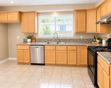 1260 Kenwood Street - Photo Thumbnail 3