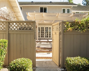 126 E Yale Loop - Photo Thumbnail 23