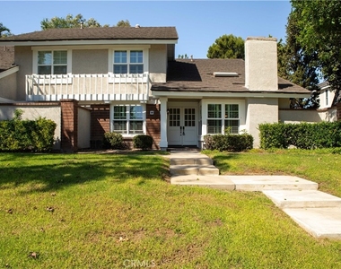 126 E Yale Loop - Photo Thumbnail 16