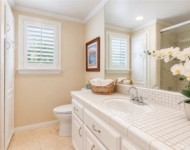 332 Poinsettia Avenue - Photo Thumbnail 15