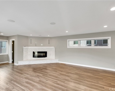 71 B Surfside - Photo Thumbnail 9