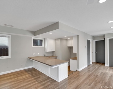 71 B Surfside - Photo Thumbnail 5