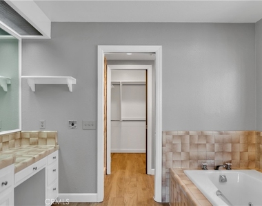 71 B Surfside - Photo Thumbnail 18