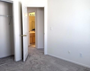 6068 Nice Terrace - Photo Thumbnail 44