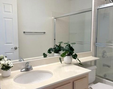 6068 Nice Terrace - Photo Thumbnail 49