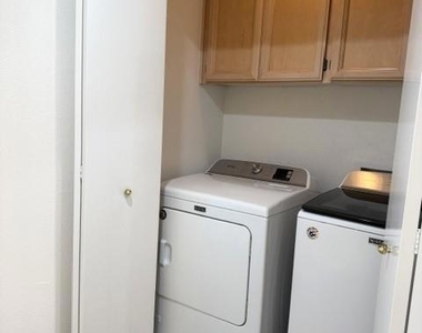6068 Nice Terrace - Photo Thumbnail 56