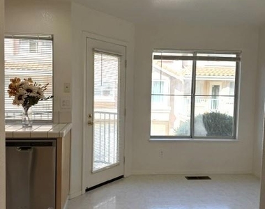 6068 Nice Terrace - Photo Thumbnail 20