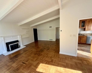 3530 Emerson Street - Photo Thumbnail 5