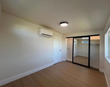 532 Mayfair Avenue - Photo Thumbnail 22