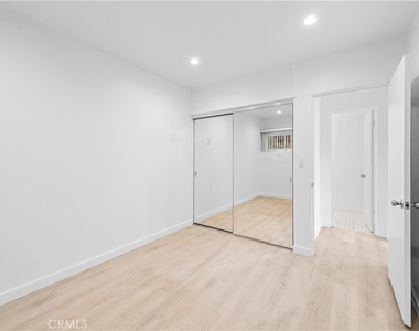 182 Cliff Drive - Photo Thumbnail 9