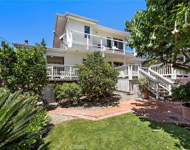 429 Aster - Photo Thumbnail 24