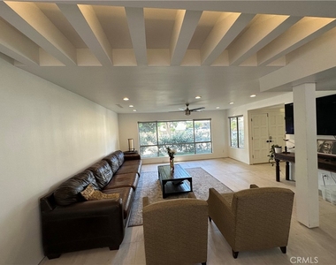 5214 Dawes Avenue - Photo Thumbnail 3