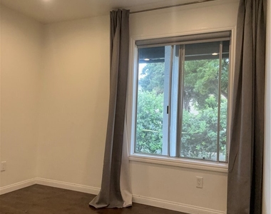 5214 Dawes Avenue - Photo Thumbnail 6