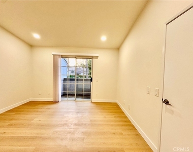 8224 Mondavi Place - Photo Thumbnail 11