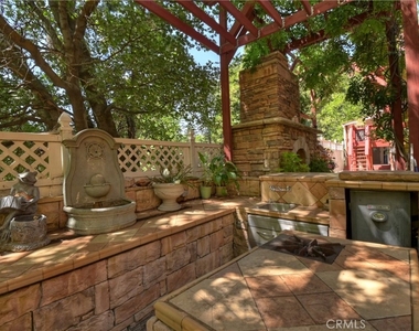 495 Zuger Court - Photo Thumbnail 6