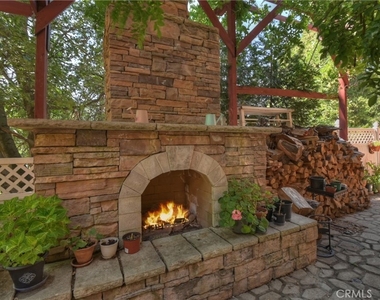 495 Zuger Court - Photo Thumbnail 8