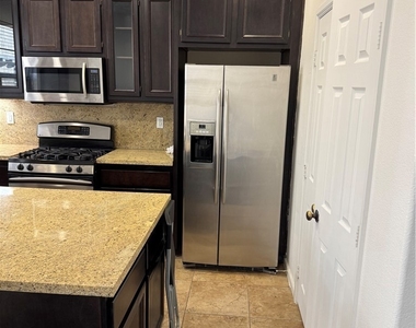 4445 Owens - Photo Thumbnail 4