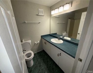 11280 San Mateo - Photo Thumbnail 8