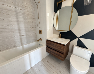 980 Kent Avenue - Photo Thumbnail 7