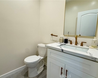 16135 Tupper St - Photo Thumbnail 5