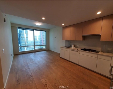 877 Francisco Street - Photo Thumbnail 1
