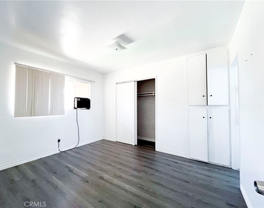 559 W Alpine St - Photo Thumbnail 1
