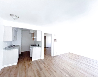 525 W Alpine St - Photo Thumbnail 9