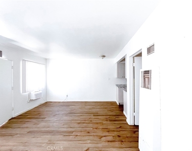 525 W Alpine St - Photo Thumbnail 7