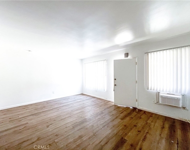 525 W Alpine St - Photo Thumbnail 8