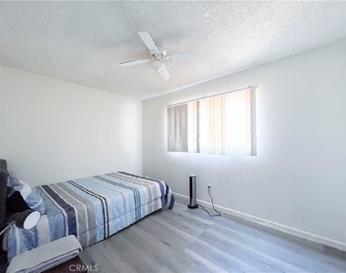 559 W Alpine St - Photo Thumbnail 12
