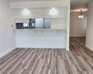 2300 El Rancho Vista - Photo Thumbnail 7