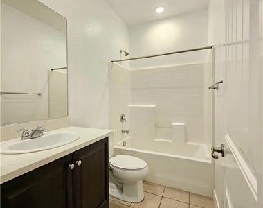 13213 Chatham - Photo Thumbnail 18